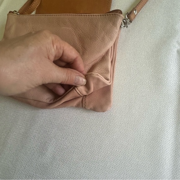 La Borsa Genuine Leather from Italy Crossbody/Wristlet Purse Tan Pale Pink - Picture 6 of 15